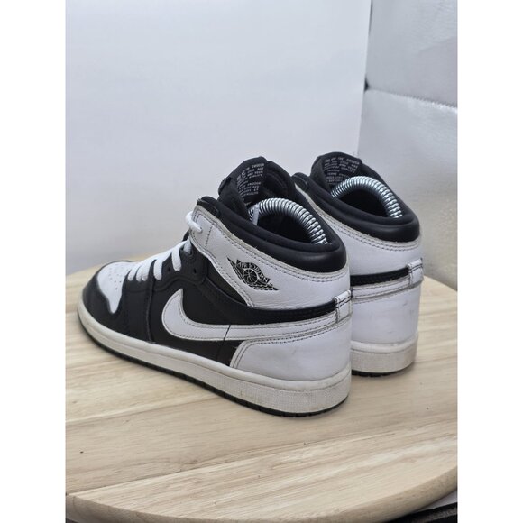 Nike Boys Air Jordan 1 FD1412-010 White Basketball Shoes Sneakers Size 3Y - Picture 7 of 9